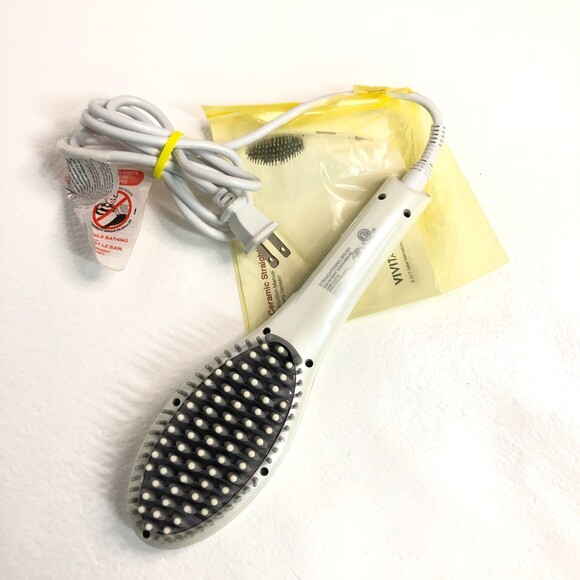 Vivitar Ceramic Straightening Hair Brush - Picture 3 of 6
